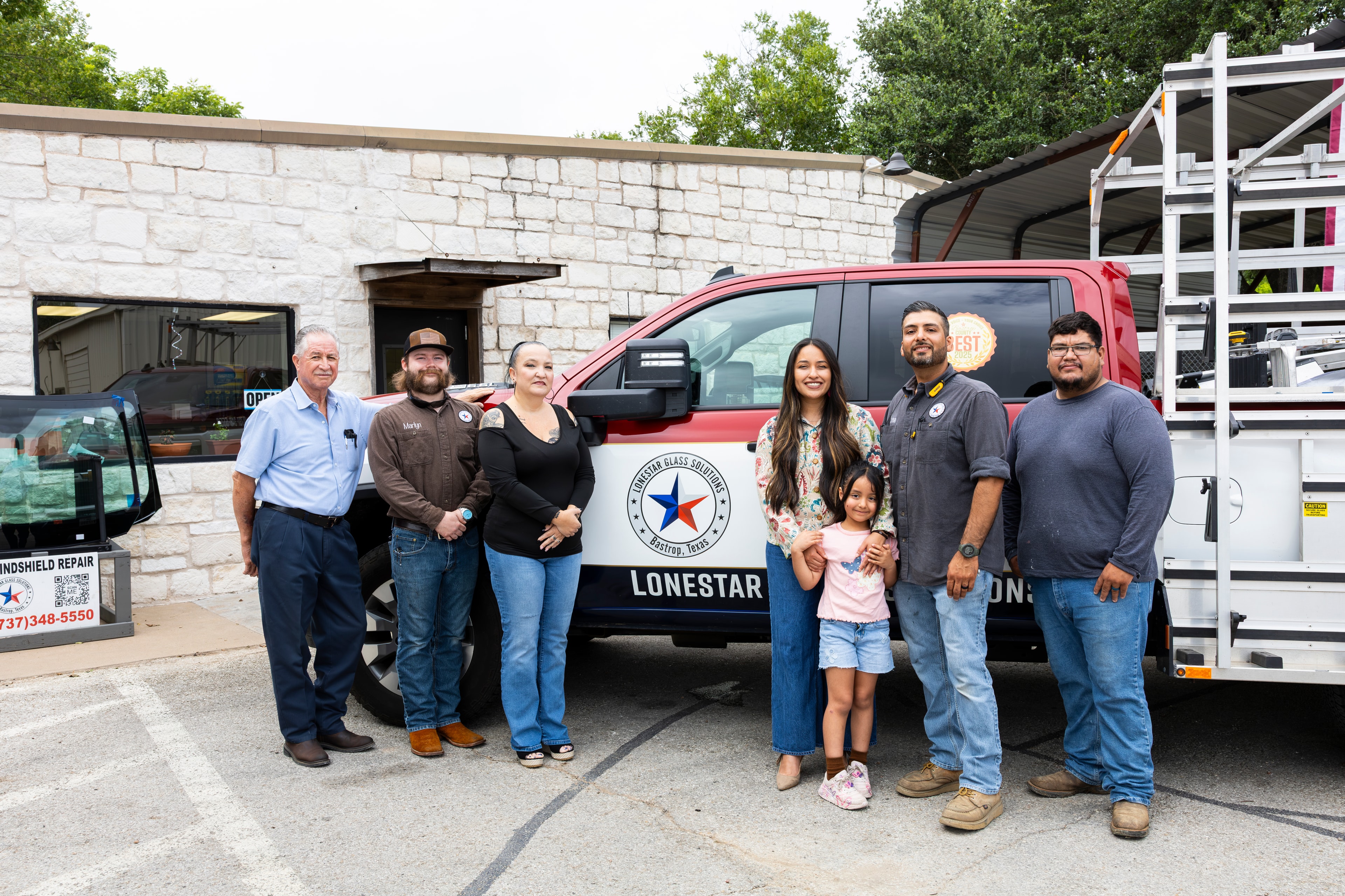 Lonestar Glass Solutions mobile auto glass service technician